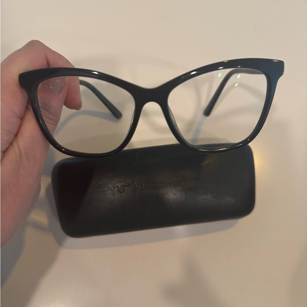 Black Cat-Eye Eyeglasses